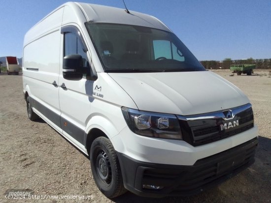 Volkswagen Crafter MAN TGE 3.180 L4H2 AUTOMATICA FURGON 180 CV. de 2021 con 139.000 Km por 27.000 EU