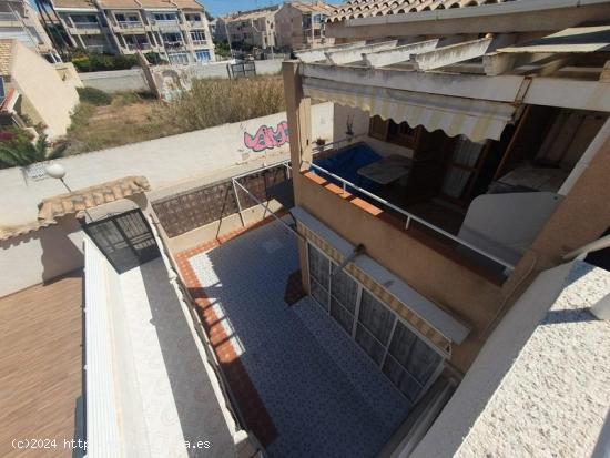 TORREVIEJA,LOS FRUTALES VIVIENDA 2 HABS TERRAZA SOLARIUM.PRIVADO,PISCINA COMUNITARIA..109.900€ - A