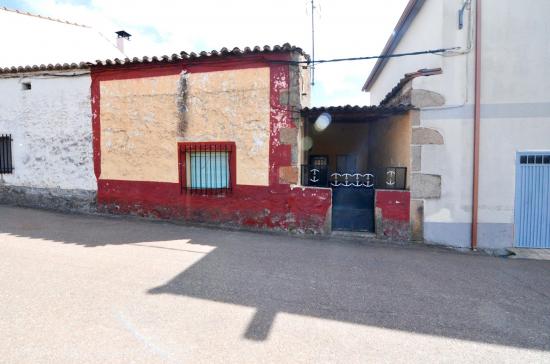  Urbis te ofrece una casa en venta en Villar de Ciervo, Salamanca. - SALAMANCA 