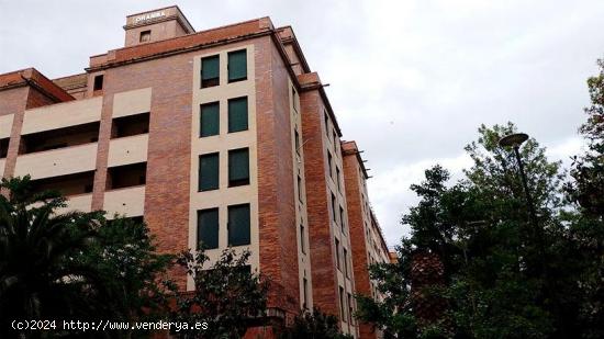 EDIFICIO EN VENTA EN RONDA NORTE - BADAJOZ