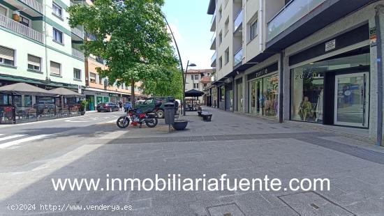 SE VENDE LOCAL COMERCIAL EN EL CENTRO DE ZALLA - VIZCAYA