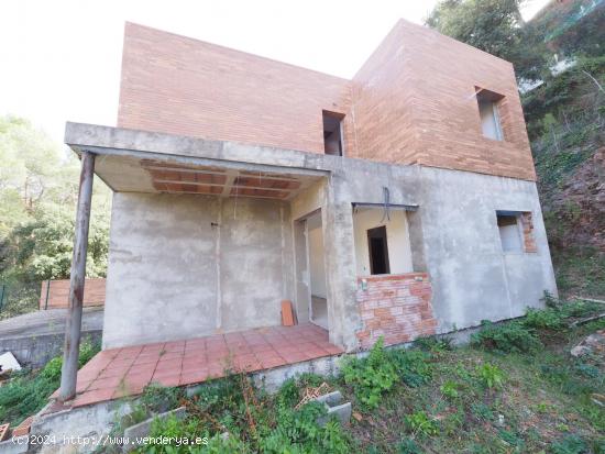  SE VENDE CASA BIFAMILIAR EN CONSTRUCCIÓN EN CASTELLAR DEL VALLES, ZONA BALCO S LLORENÇ - BARCELONA 