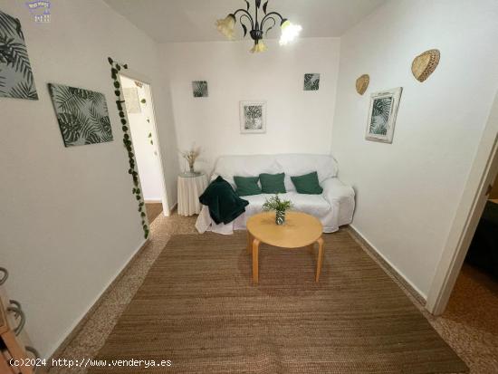  SE VENDE CASA EN ZONA SAN FRANCISCO - CADIZ 