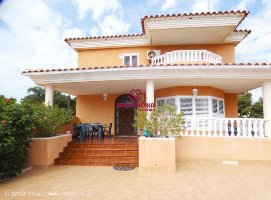 Chalet en venta en  La Cumbre !! - MURCIA