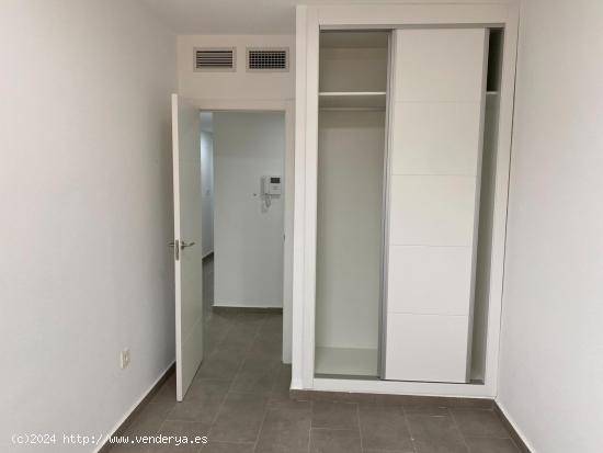 BONITO APARTAMENTO EN COBATILLAS - MURCIA