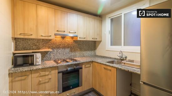 Apartamento de 3 habitaciones en alquiler en Sagrada Familia - BARCELONA