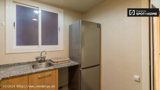 Apartamento de 3 habitaciones en alquiler en Sagrada Familia - BARCELONA