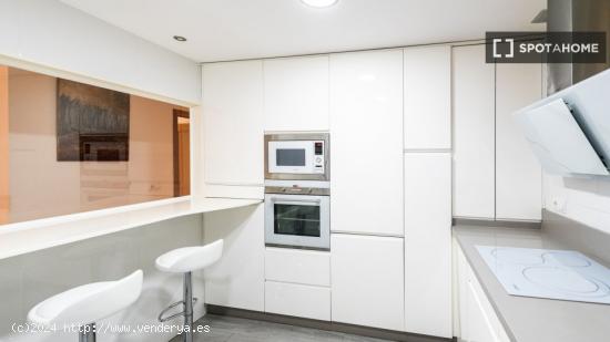 Apartamento de 2 dormitorios en alquiler en Ciutat Vella - VALENCIA