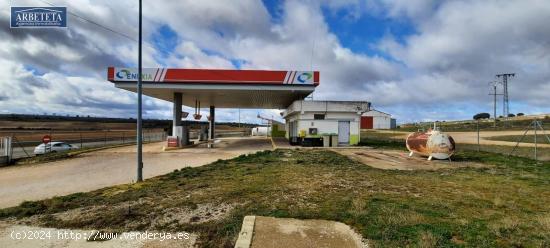 INMOBILIARIA ARBETETA VENDE Y/O ALQUILA GASOLINERA EN SACECORBO - GUADALAJARA