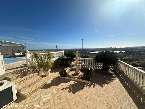  Villa en venta en El Campello (Alicante) 