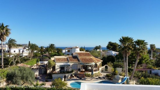 Villa en venta a estrenar en Polop (Alicante)