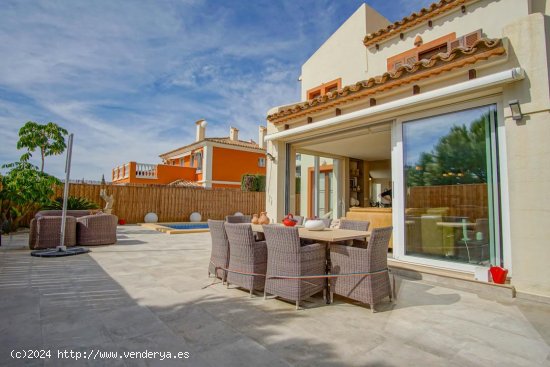 Villa en venta en Finestrat (Alicante)