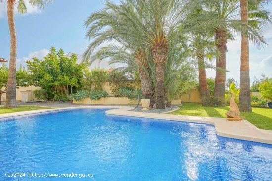 Villa en venta en Benissa (Alicante)