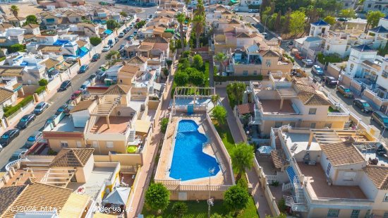 Casa en venta en Torrevieja (Alicante)