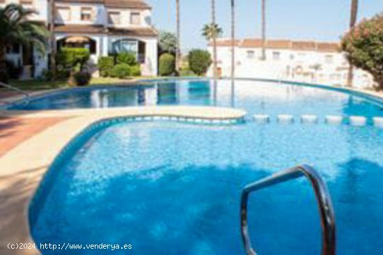 Villa en venta en Pedreguer (Alicante)