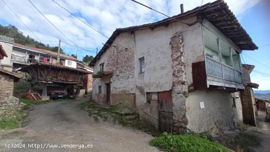 CASA DE PUEBLO EN SARIEGO - ASTURIAS