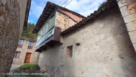 CASA DE PUEBLO EN SARIEGO - ASTURIAS