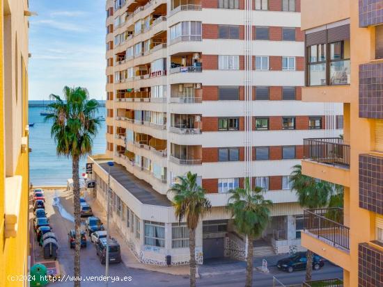  Apartamento de 2 habitaciones con vista al mar, a 100 metros de la playa - ALICANTE 