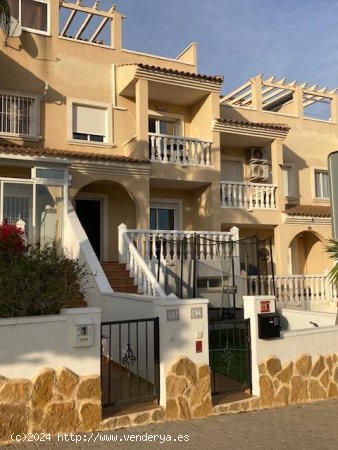 Chalet en venta en San Miguel de Salinas (Alicante)