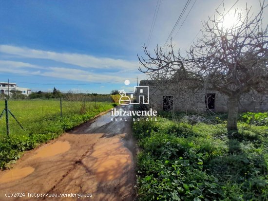 Parcela en venta en Sant Joan de Labritja (Baleares)