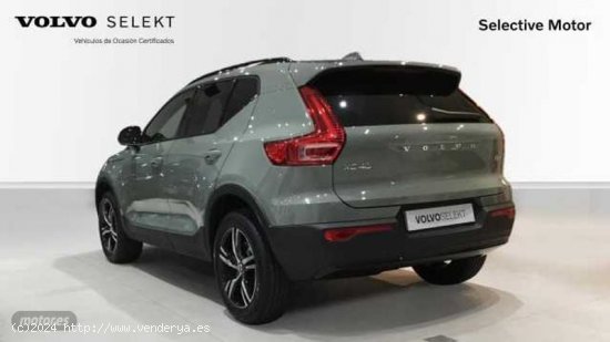 Volvo XC40 XC40 PLUS B3 MILD HYBRID GASOLINA de 2024 con 8 Km por 42.900 EUR. en Cantabria