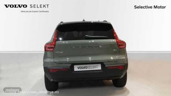 Volvo XC40 XC40 PLUS B3 MILD HYBRID GASOLINA de 2024 con 8 Km por 42.900 EUR. en Cantabria