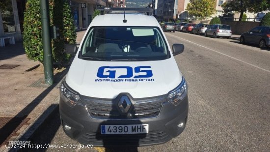  Renault Express  de 2023 con 45.000 Km por 17.000 EUR. en Pontevedra 