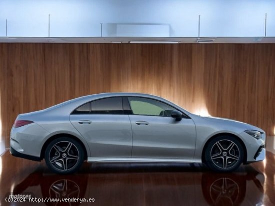 Mercedes Clase CLA CLA 200 de 2024 por 48.092 EUR. en Madrid