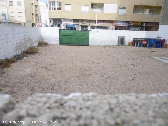 SOLAR EN LA MATA A DOS CALLES DE LA PLAYA DE LA MATA - ALICANTE