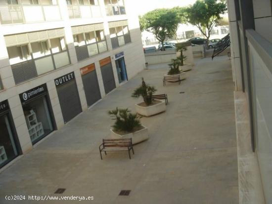  OFICINA DE 100 M2 EN PARQUE INDUSTRIAL DE TORRELLANO - ALICANTE 