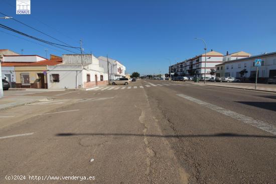 Adosado en venta alquilado en Puebla de la Calzada - BADAJOZ