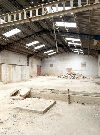 Urbis te ofrece un suelo con nave industrial en venta en Villamayor, Salamanca. - SALAMANCA