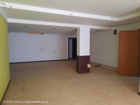 LOCAL COMERCIAL EN RIPOLLET - BARCELONA