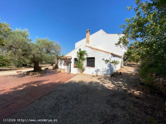  Casa de campo a 1,5 km del mar en l'Ampolla - TARRAGONA 