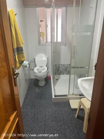 Piso de 4 dormitorios centrico y bien situado - MURCIA