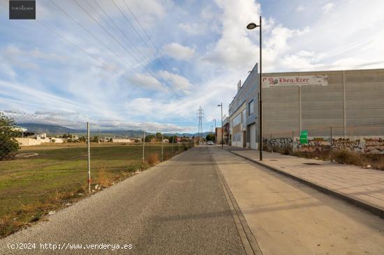 Terreno industrial Parque Comercial Albán - GRANADA