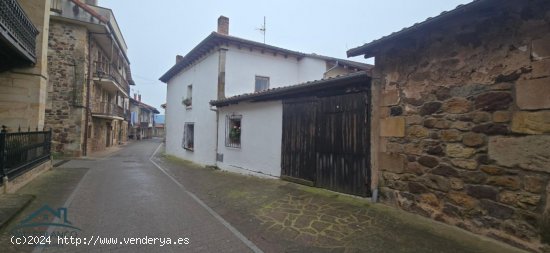 Casa en venta en Los Corrales de Buelna (Cantabria)