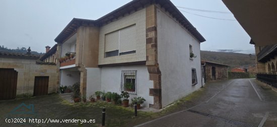 Casa en venta en Los Corrales de Buelna (Cantabria)