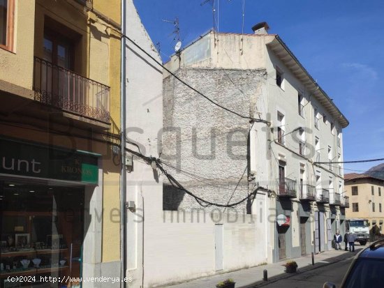 Suelo urbano en venta  en Sant Joan de les Abadesses - Girona