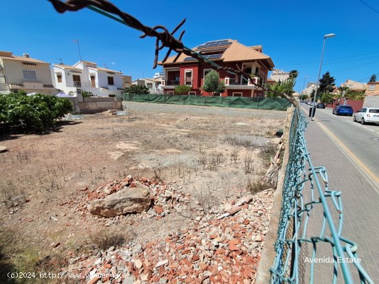 Solar urbano en Venta en Torrevieja Alicante