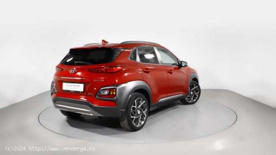 Hyundai Kona ( 1.6 TGDI Style Sky Red DT 4x4 )  - Barcelona