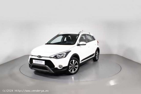  Hyundai i20 Active ( 1.0 TGDI Link 100 )  - Barcelona 