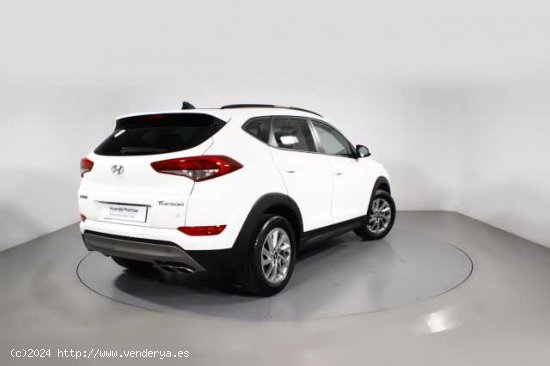 Hyundai Tucson ( 1.6 TGDI Link Sky 4x2 176 )  - Barcelona