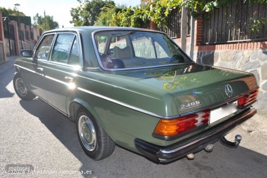 Mercedes Clase E w123 240d piel beige-klima de 1978 con 70.000 Km por 18.700 EUR. en Granada