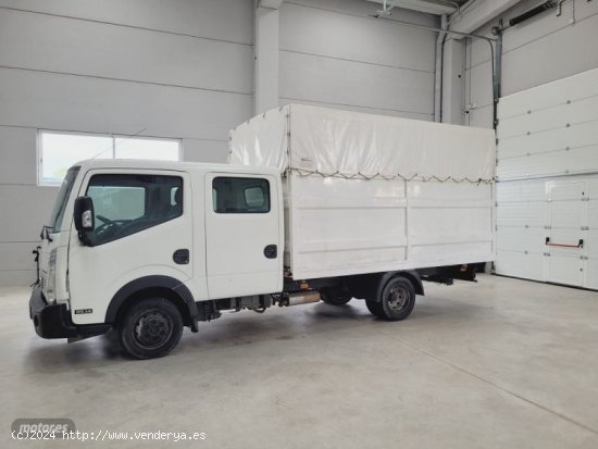 Nissan Cabstar caja abierta con toldo 6 plazas de 2016 con 155.957 Km por 16.990 EUR. en Valencia