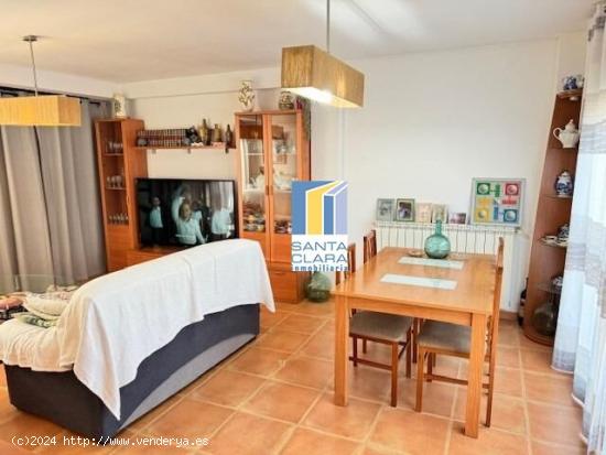 CHALET ADOSADO EN VENTA DE 3 DORMITORIOS, 2 BAÑOS,ASEO,GARAJE Y PATIO EN MORALEJA DEL VINO, ZAMORA.