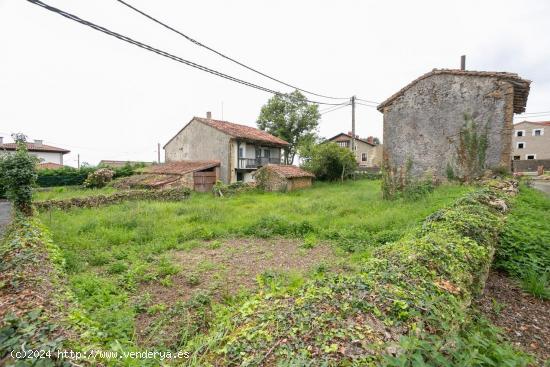 CASA CON PARCELA EN VILLANUEVA DE COLOMBRES - ASTURIAS