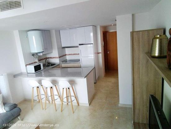  Precioso apartamento con patio privado junto a la Facultad de Derecho - CORDOBA 