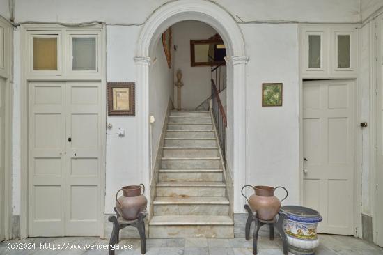  Casa centro casco historico a cinco minutos de calle Larga. - CADIZ 