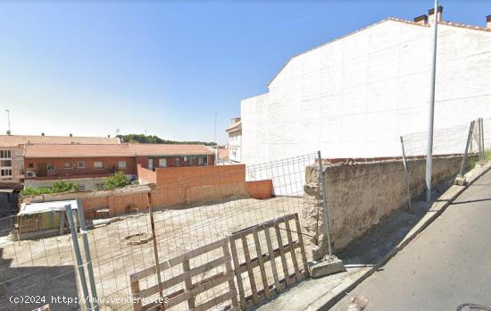 TERRENO URBANO DE 683 M2 EN VENTA EN PLENO YUNCOS - TOLEDO